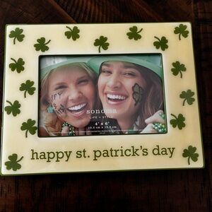 Sonoma Shamrock Green and Cream Photo Frame
